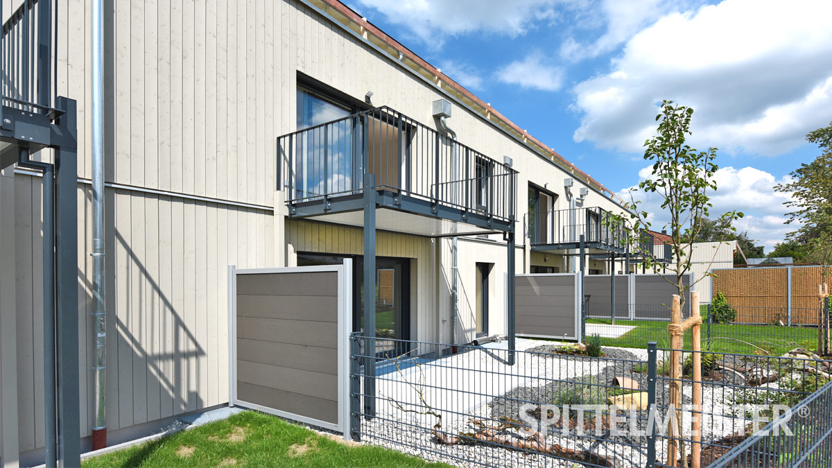 Balkone Holzhybrid-Bauweise © Balkonbauer Spittelmeister Balkon kaufen. Balkon am Neubau in Holzhybrid-Bauweise