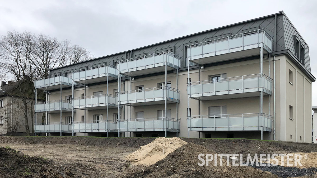 Referenz Spittelmeister Balkonbau Stahlbalkone Recklinghausen