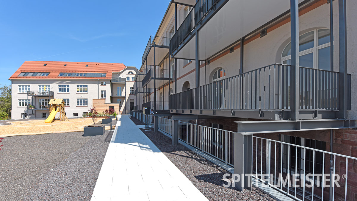 Besondere Balkone aus Alu und Stahl nachträglich an Alte Zigarrenfabrik © Balkonbauer Spittelmeister Friesenheim Balkone Alu Stahl nachträglich an Alte Zigarrenfabrik
