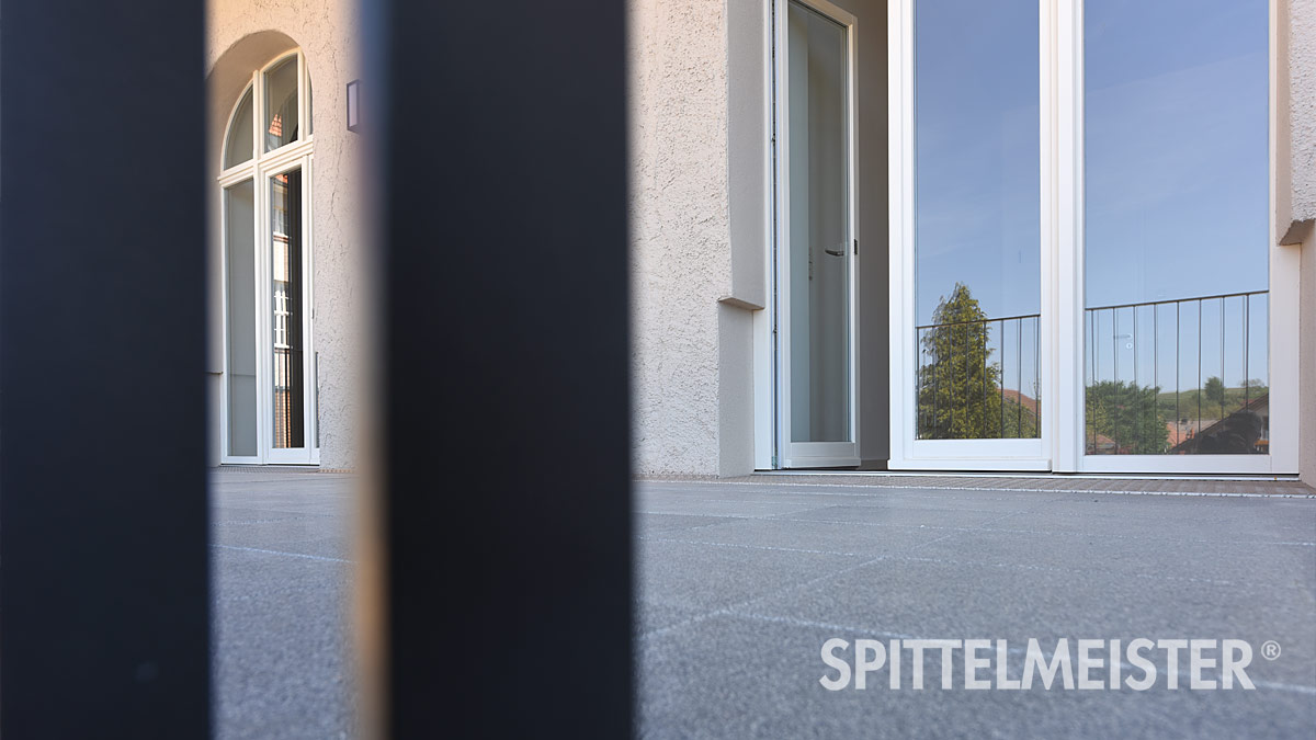 Barrierefreier Balkonübergang © Balkonbauer Spittelmeister Friesenheim Balkonübergang immer barrierefrei