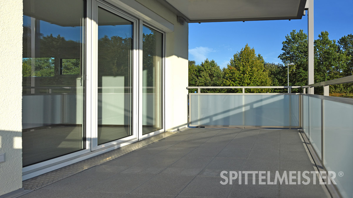 Barrierefreies Seniorenwohnen © Balkonbauer Spittelmeister Barrierefreies Seniorenwohnen Balkon