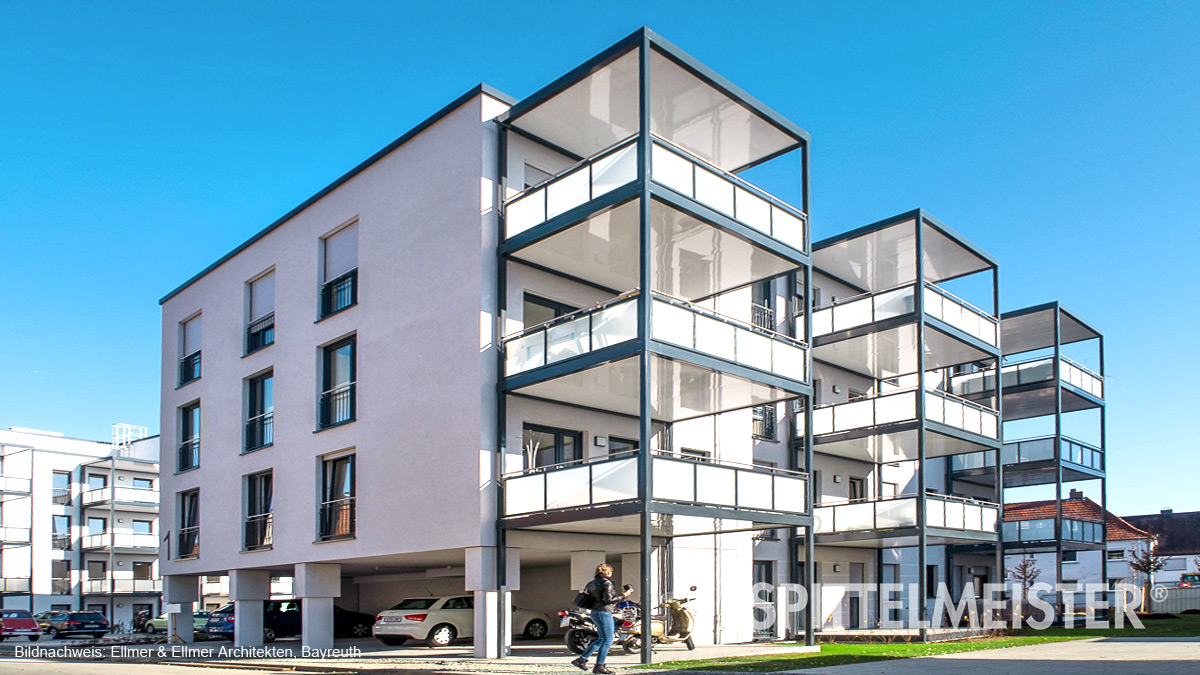 Fertigbalkone für Bayreuth Neubau: Balkonsysteme aus Alu gebaut von Spittelmeister