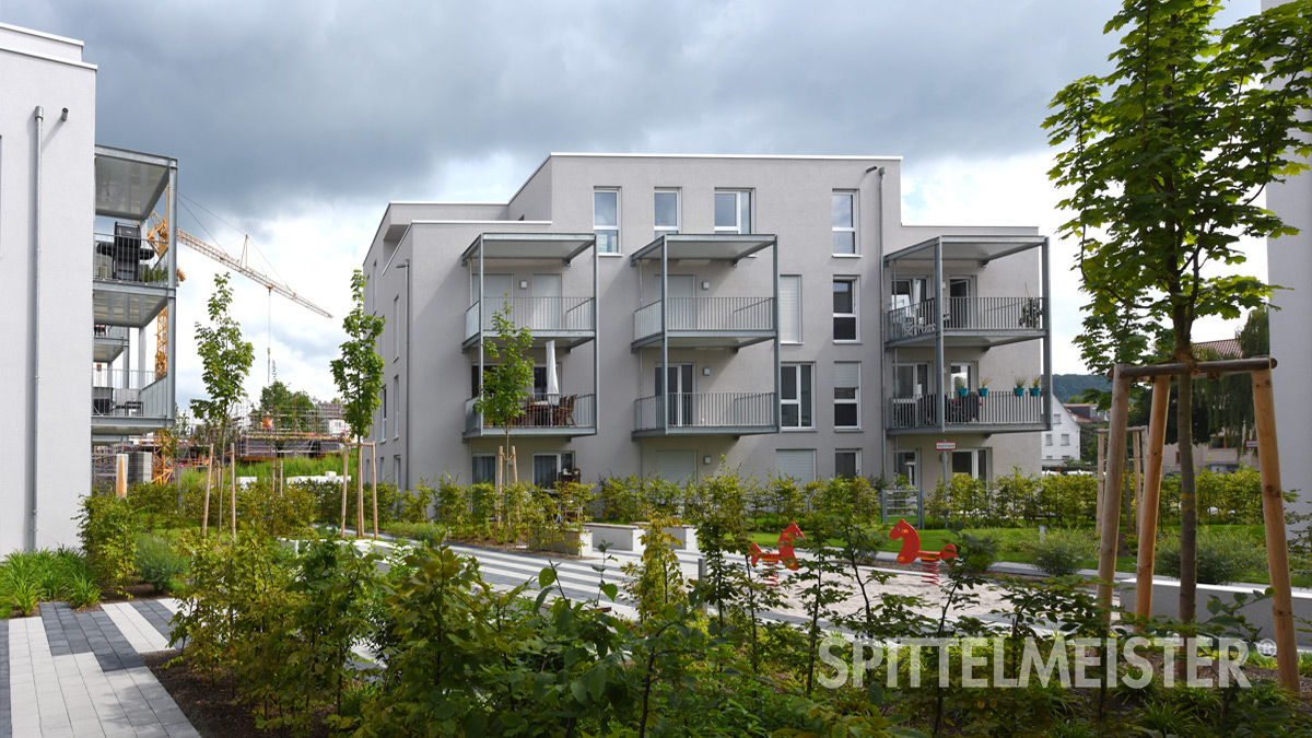 Fertigbalkone Stahl am Neubau