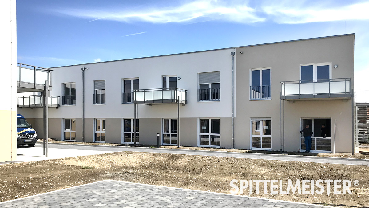Seniorenwohnheim © Balkonbauer Spittelmeister Anbaubalkone Seniorenwohnheim