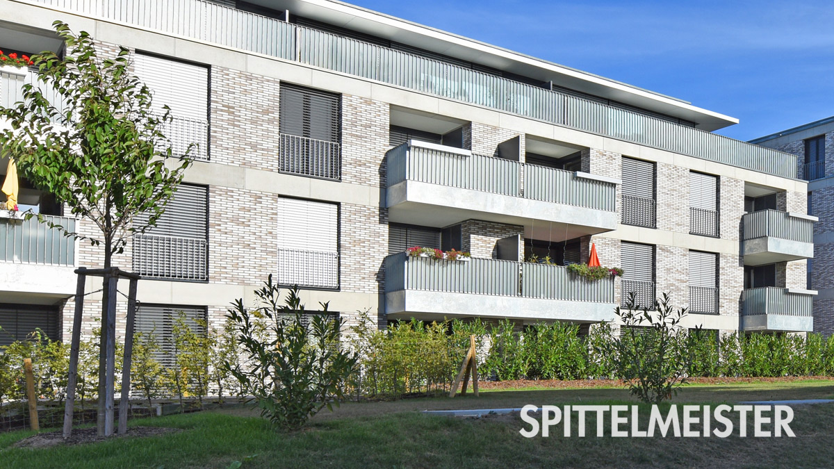 Balkongeländer am Mehrfamilienhaus vom Balkonbauer Balkongeländer Mehrfamilienhaus Balkonbauer