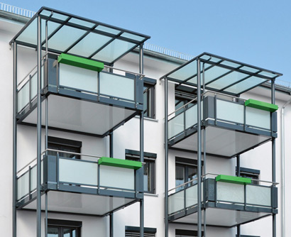 Balkone Alu mit Edelstahl Handlauf