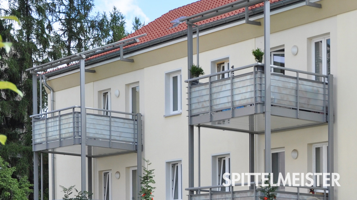 Aluminiumbalkone