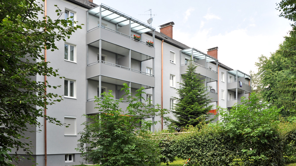 Balkone in Salzburg als Stapelbalkone gebaut vom Balkonbauer Spittelmeister