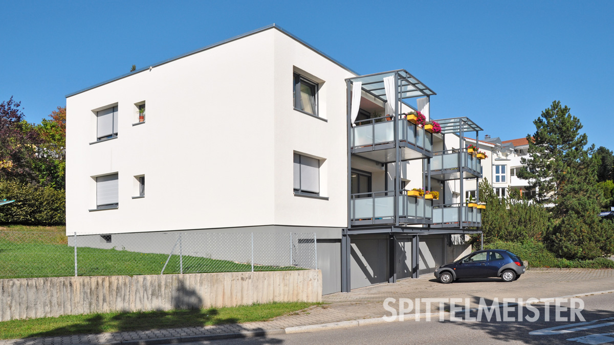 Anbaubalkone Aluminiumbalkone über Garagen © Balkonbauer Spittelmeister Anbaubalkone als Aluminiumbalkone über Garagen vom Balkonbauer Spittelmeister